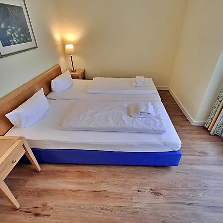 1 2 15 Inselstrand Heringsdorf